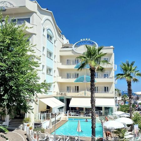 Luxor Beach Boutique Hotel กัตตอลิกา ภายนอก รูปภาพ